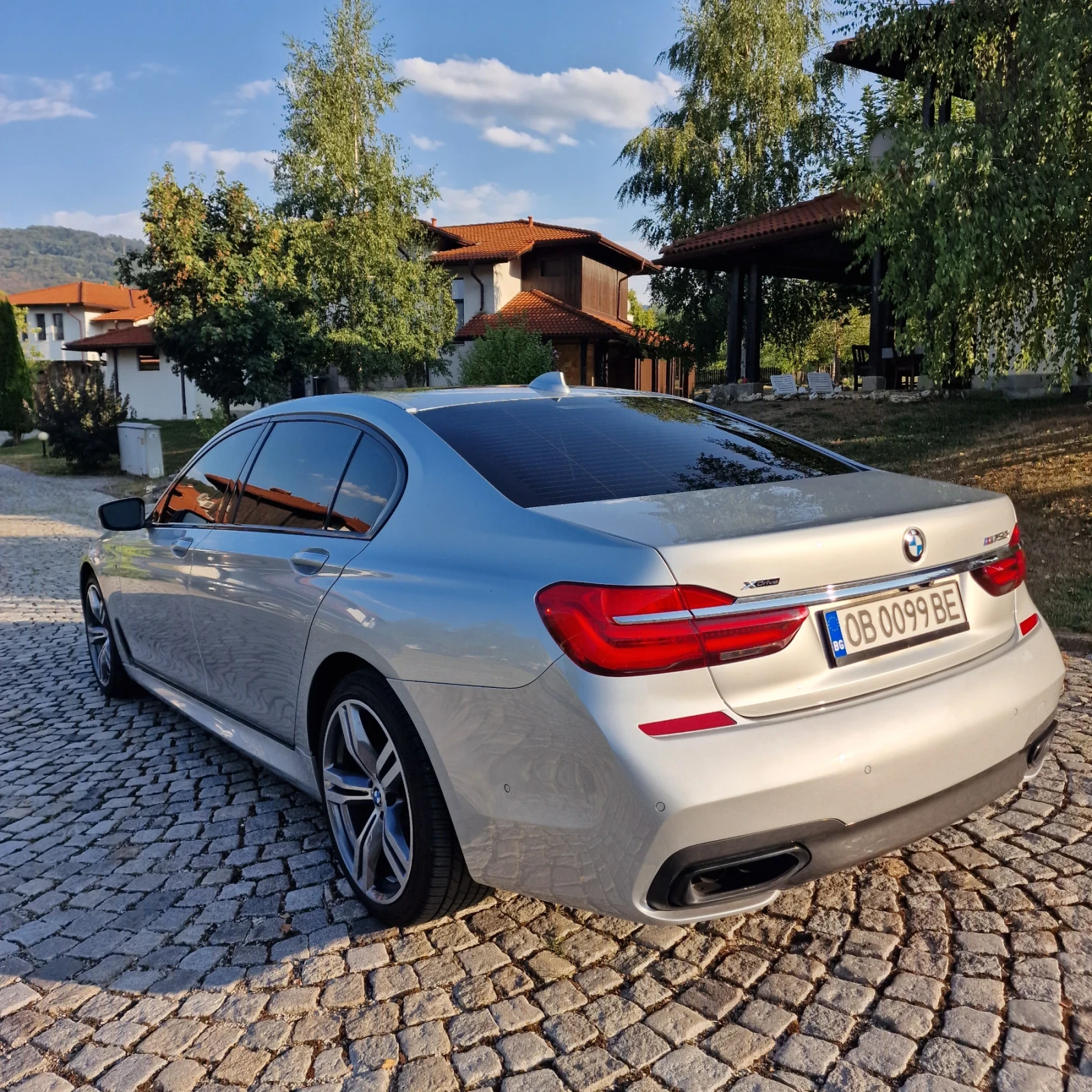 BMW 750 M750 IX DRIVE - изображение 6