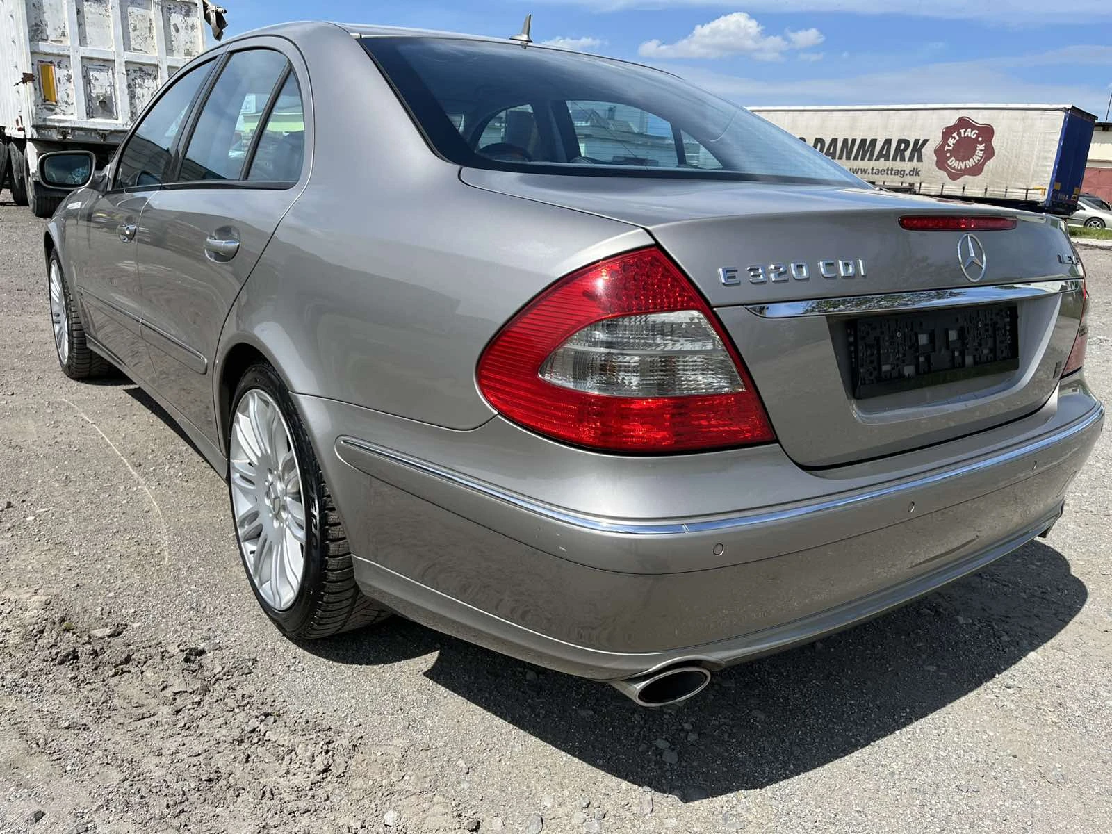 Mercedes-Benz E 320 CDI EVO  - изображение 5
