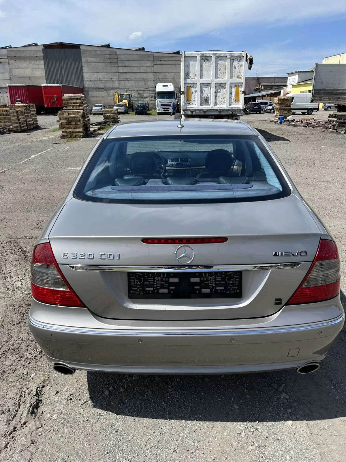 Mercedes-Benz E 320 CDI EVO  - изображение 6