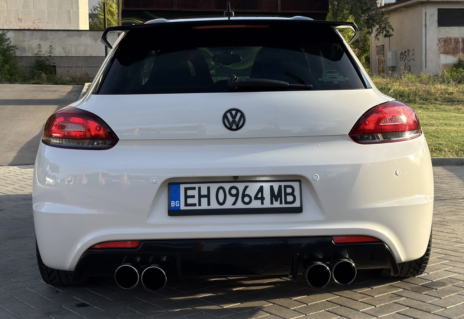 VW Scirocco R-Line 300кс. - изображение 8