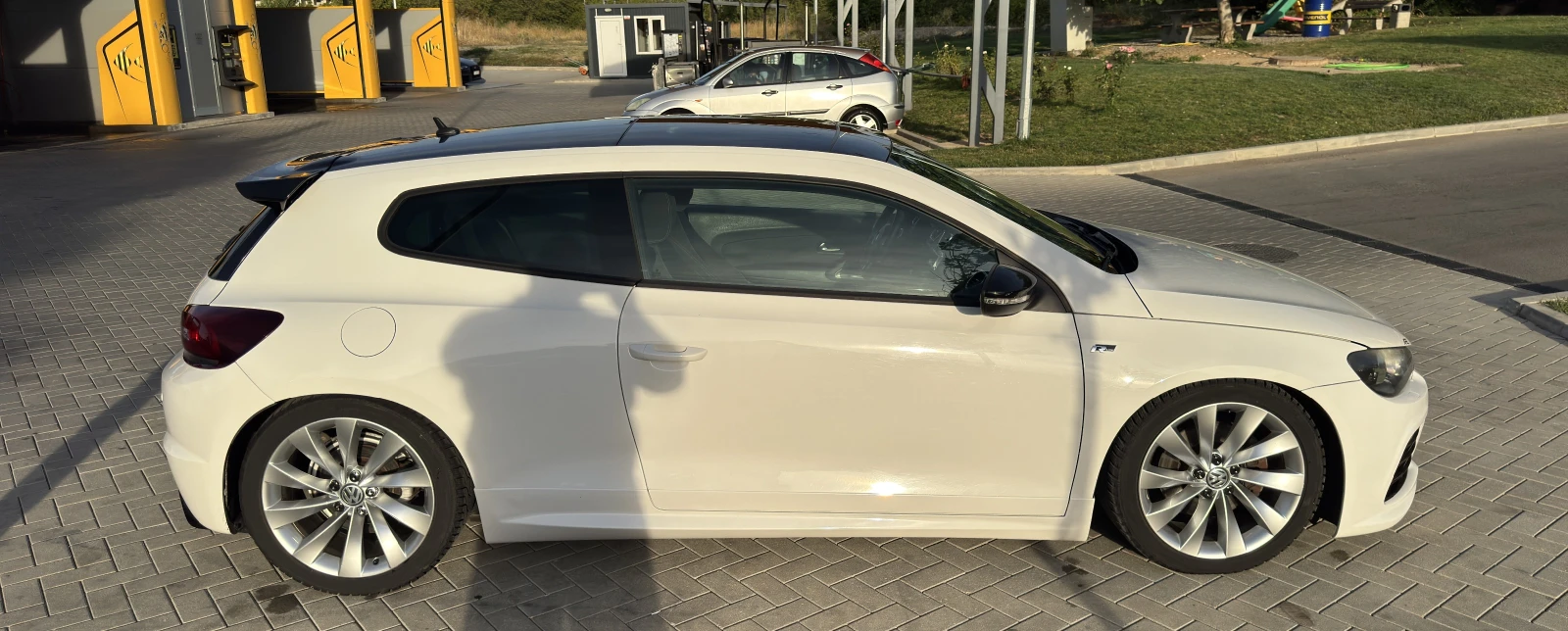 VW Scirocco R-Line 300кс. - изображение 6
