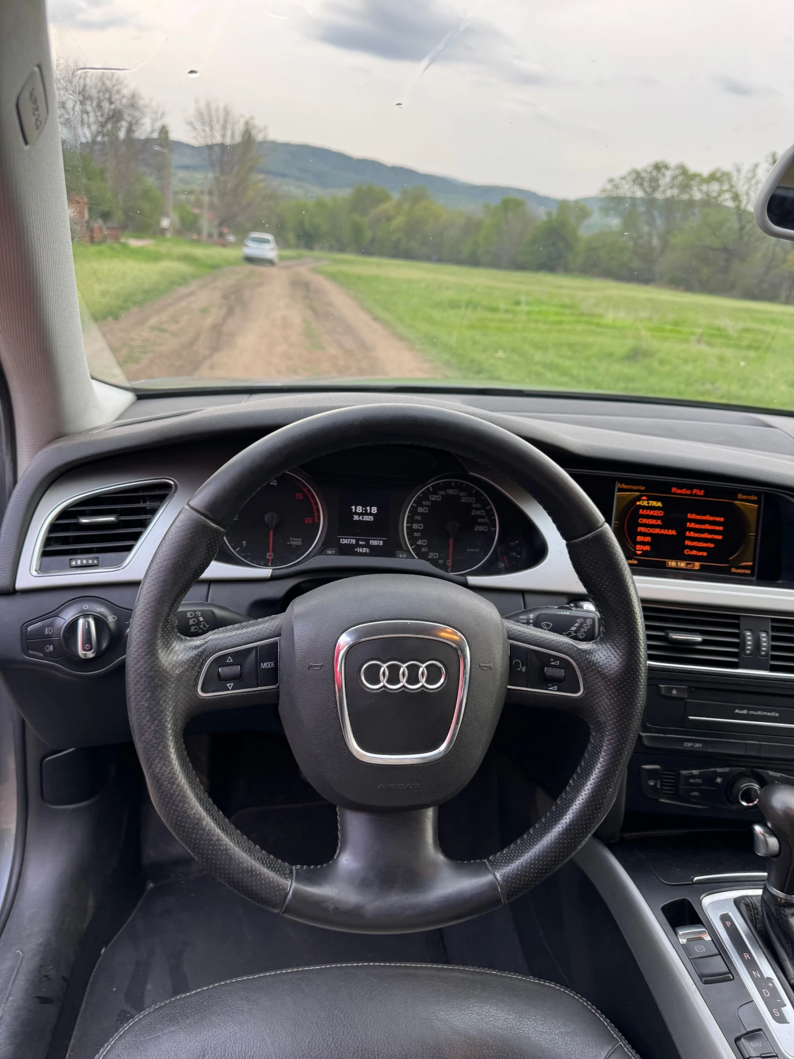 Audi A4 145000km  - изображение 8