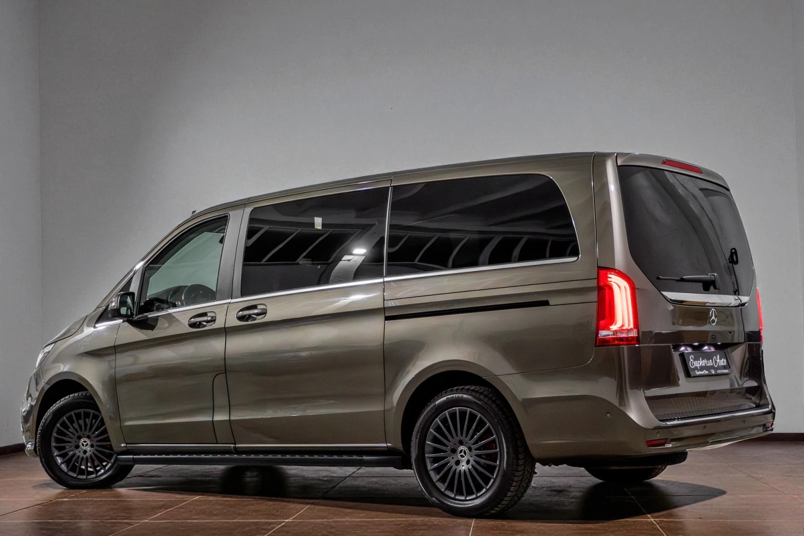 Mercedes-Benz Viano V-250d* 4MATIC* AMG* BUSINESS* LONG* TV | Mobile.bg   3