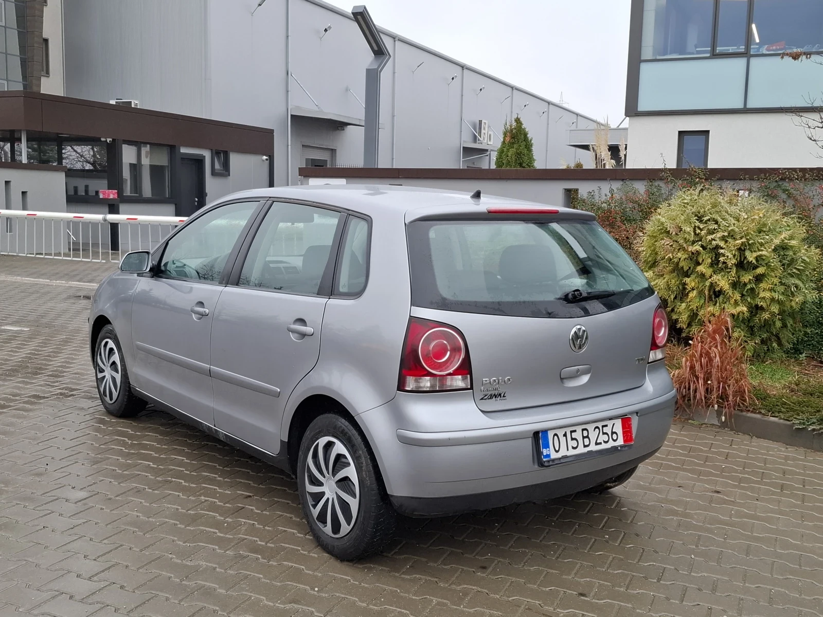 VW Polo 1.4TDI* (75кс)* FACELIFT* * НОВ ВНОС* *  - изображение 8