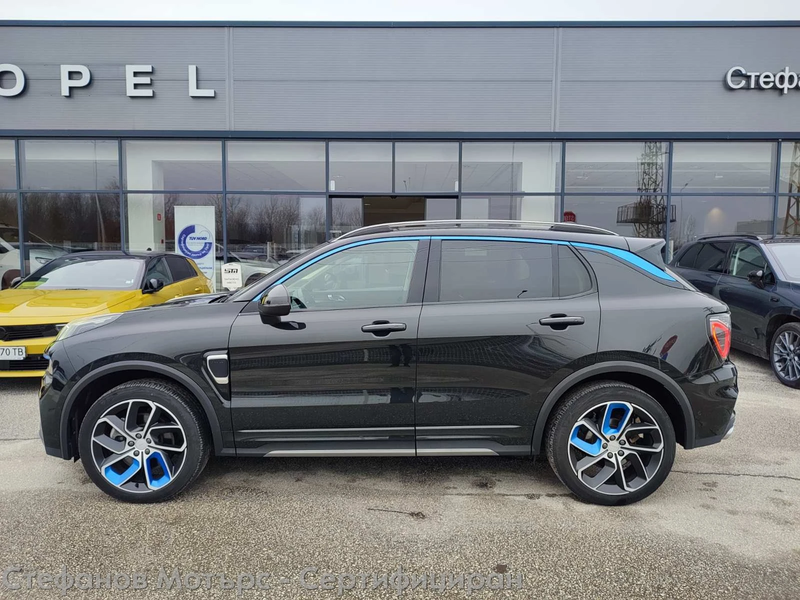 LynkCo 01 1.5 Plug-In Hybrid (261hp) AT7 - изображение 4