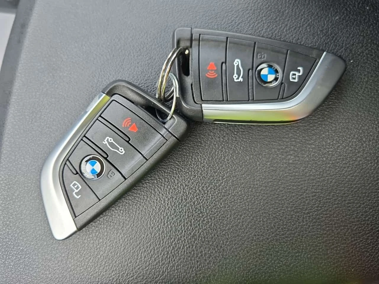 BMW 330 I XDRIVE| PANO| 360| HEAD-UP| , снимка 8 - Автомобили и джипове - 54056309