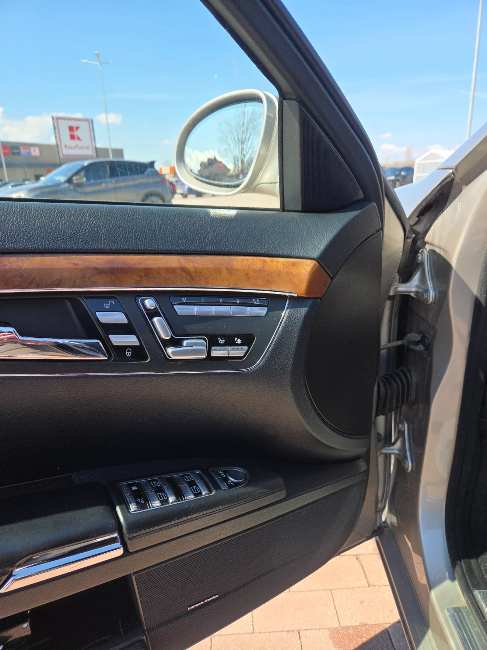 Mercedes-Benz S 500 Газ-Бензин, снимка 8 - Автомобили и джипове - 54098171