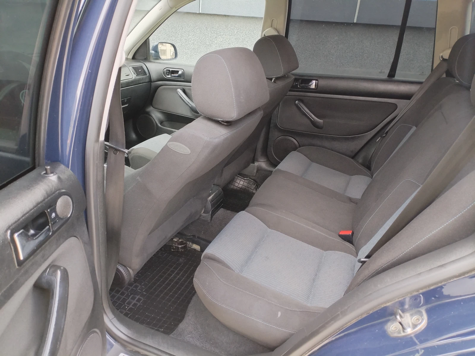 VW Golf 1.9 TDI 101hp PACIFIC Face Navi Recaro | Mobile.bg � ����������� 10