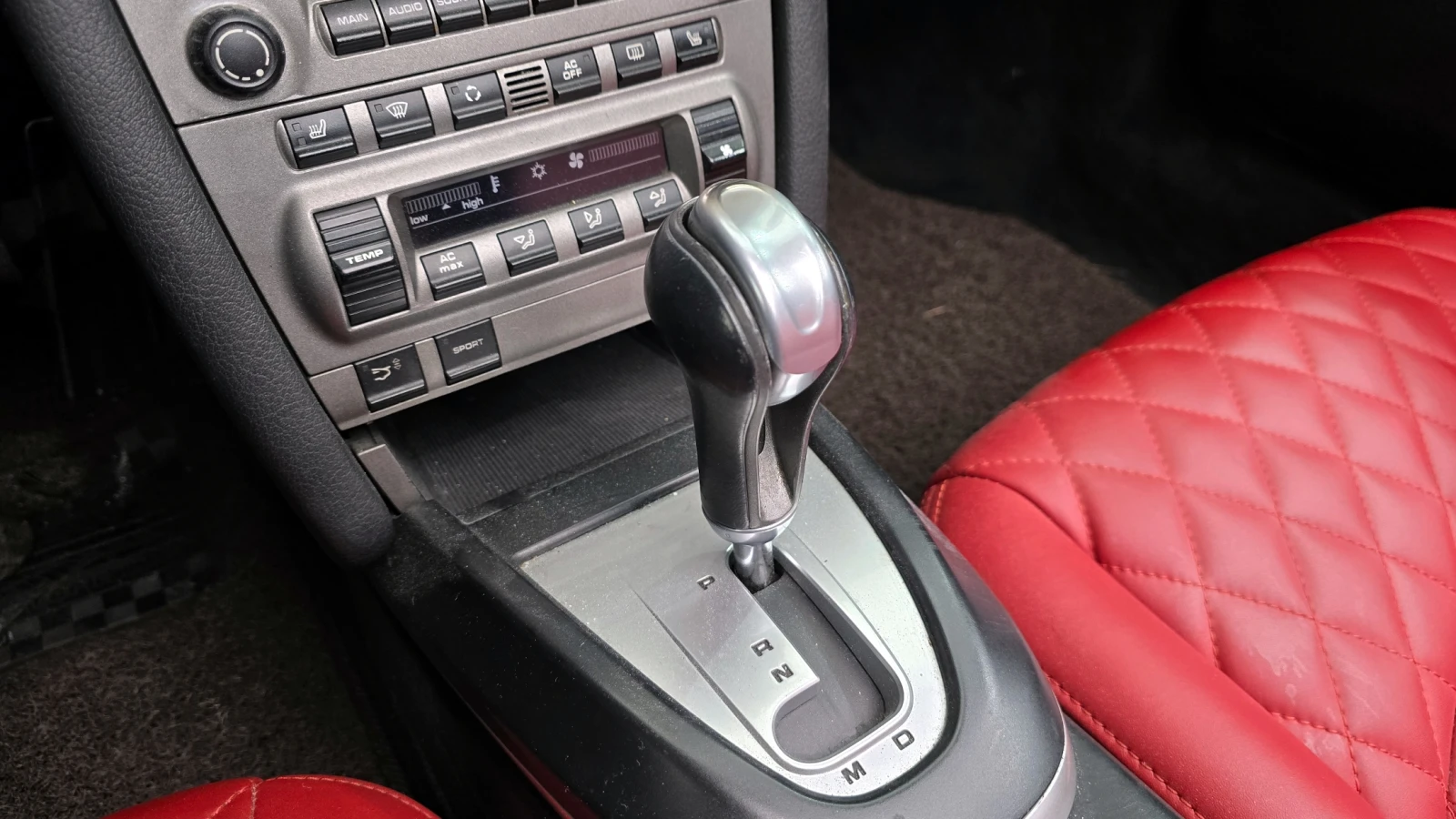 Porsche Boxster 3.4S* ПОДГРЕВ* АВТОФИНАНСИРАНЕ, снимка 9 - Автомобили и джипове - 54854273