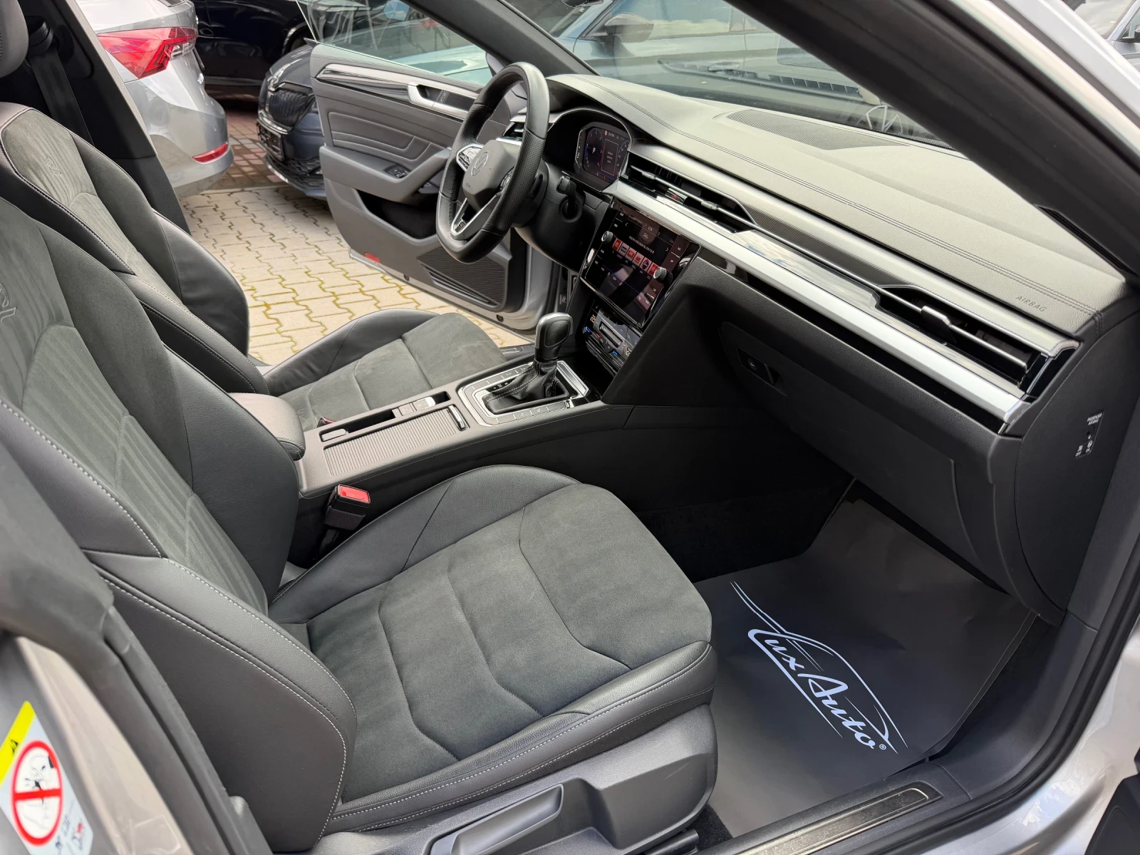 VW Arteon 2.0TDI#R-LINE#MATRIX#IQ-LIGHT#, снимка 13 - Автомобили и джипове - 54937650
