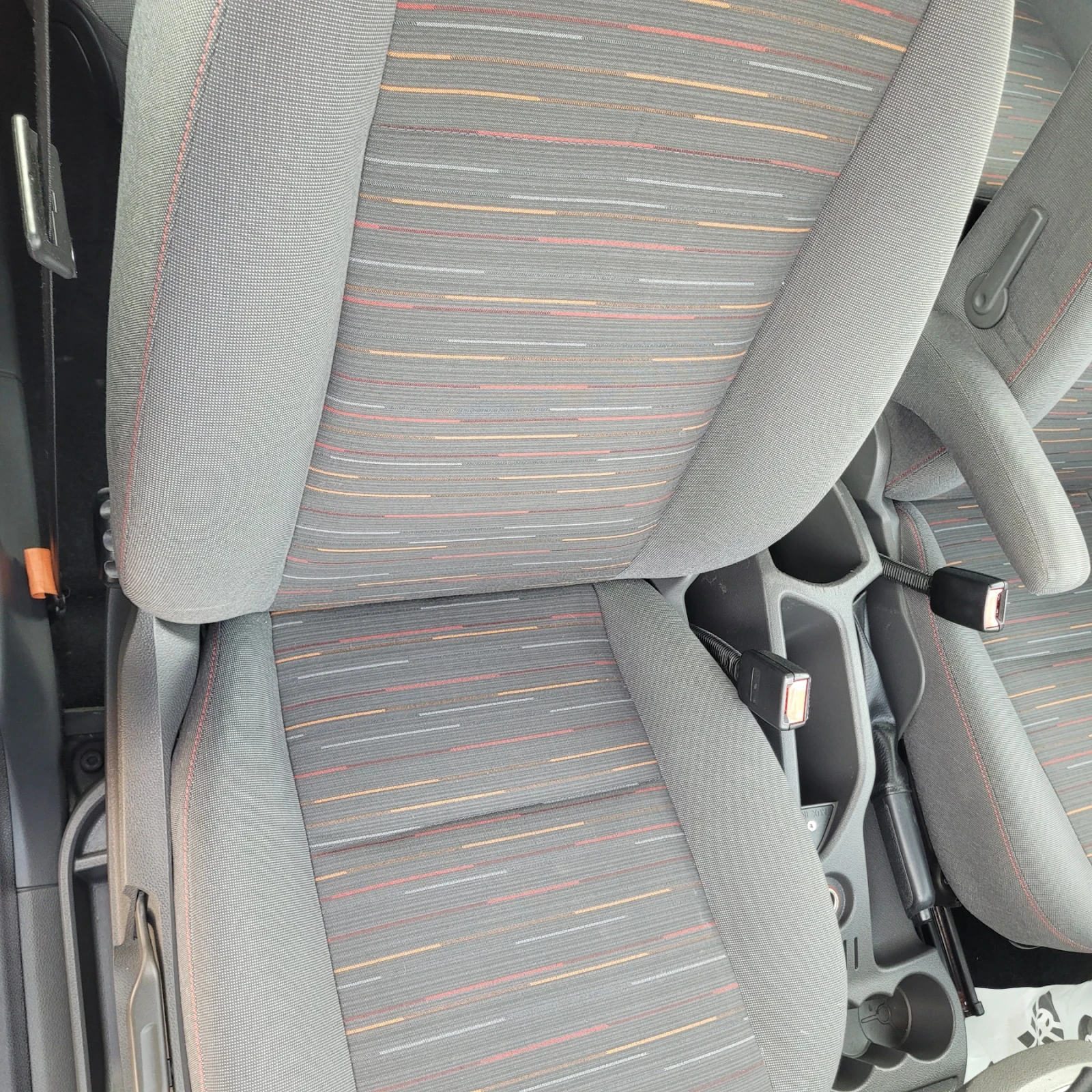 Ford C-max 1.6tdci, снимка 7 - Автомобили и джипове - 54941212