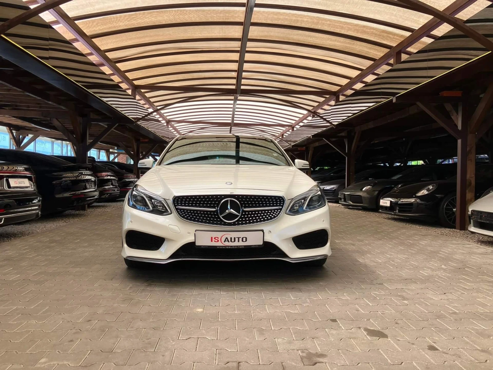 Mercedes-Benz E 350 BlueTEC V6/AMG Line/4Matic/Подгрев/Панорама