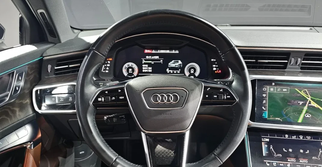 Audi A6 * 40TDI Premium* Масаж* Обдух* Pano* 360* HUD* , снимка 6 - Автомобили и джипове - 55615679
