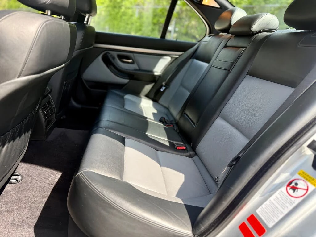 BMW M5 MANUAL* КОЖА* ПОДГРЕВ* NAVI* ШИБИДАХ* , снимка 15 - Автомобили и джипове - 55616837