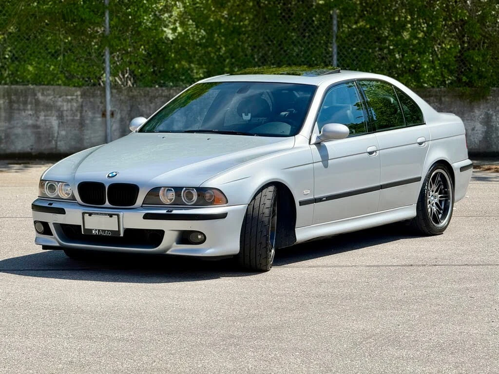 BMW M5 MANUAL* КОЖА* ПОДГРЕВ* NAVI* ШИБИДАХ* , снимка 3 - Автомобили и джипове - 55616837