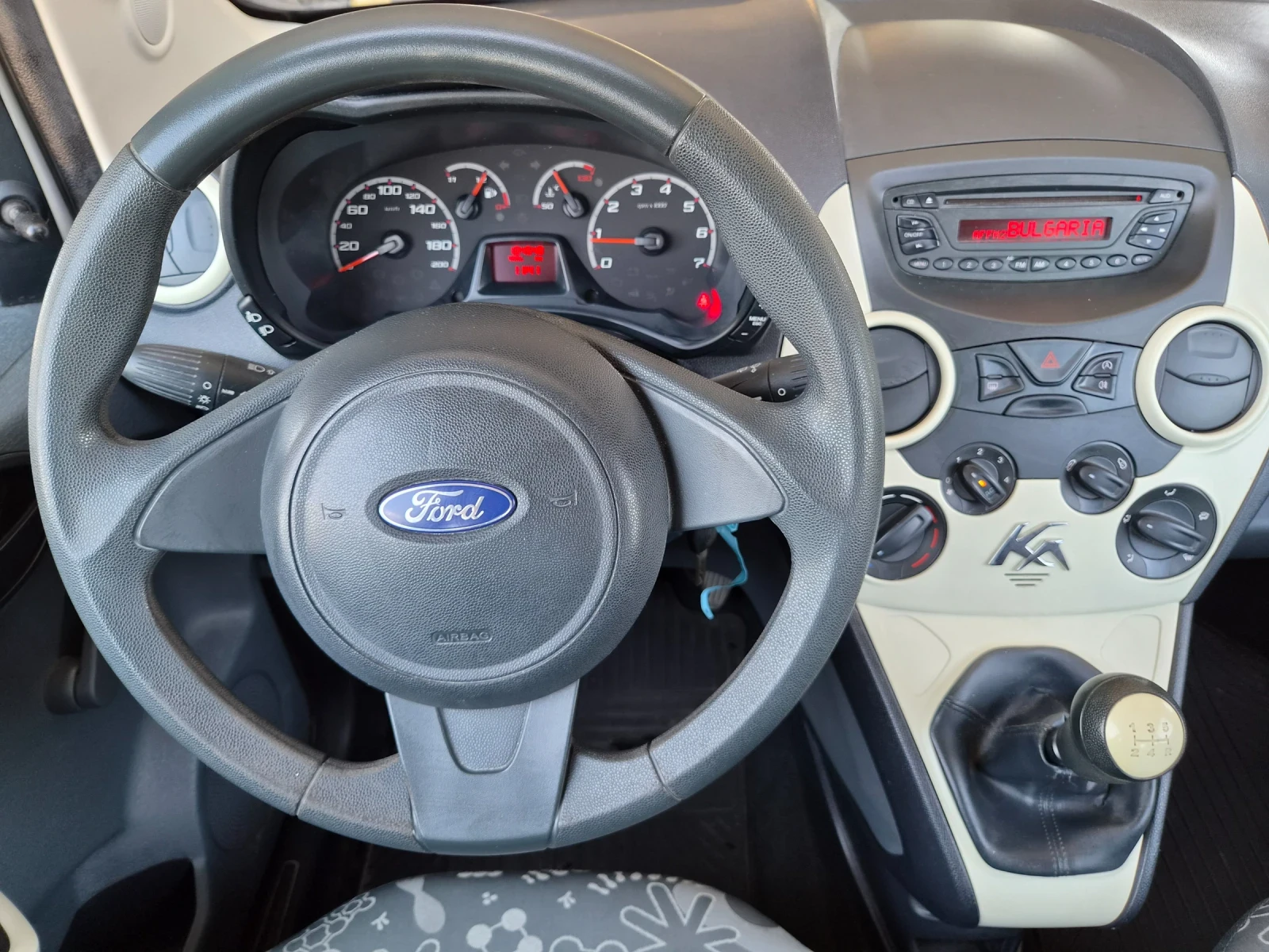 Ford Ka 1.25i 75кс 2012 година ЕВРО 5, снимка 15 - Автомобили и джипове - 55619342
