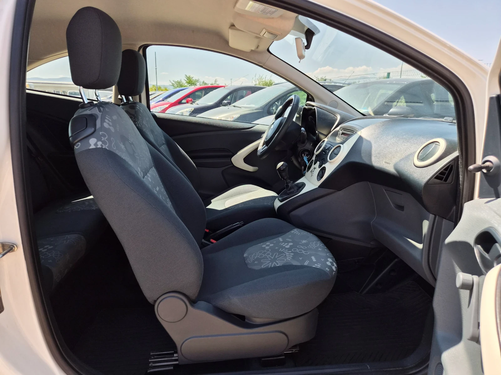 Ford Ka 1.25i 75кс 2012 година ЕВРО 5, снимка 12 - Автомобили и джипове - 55619342