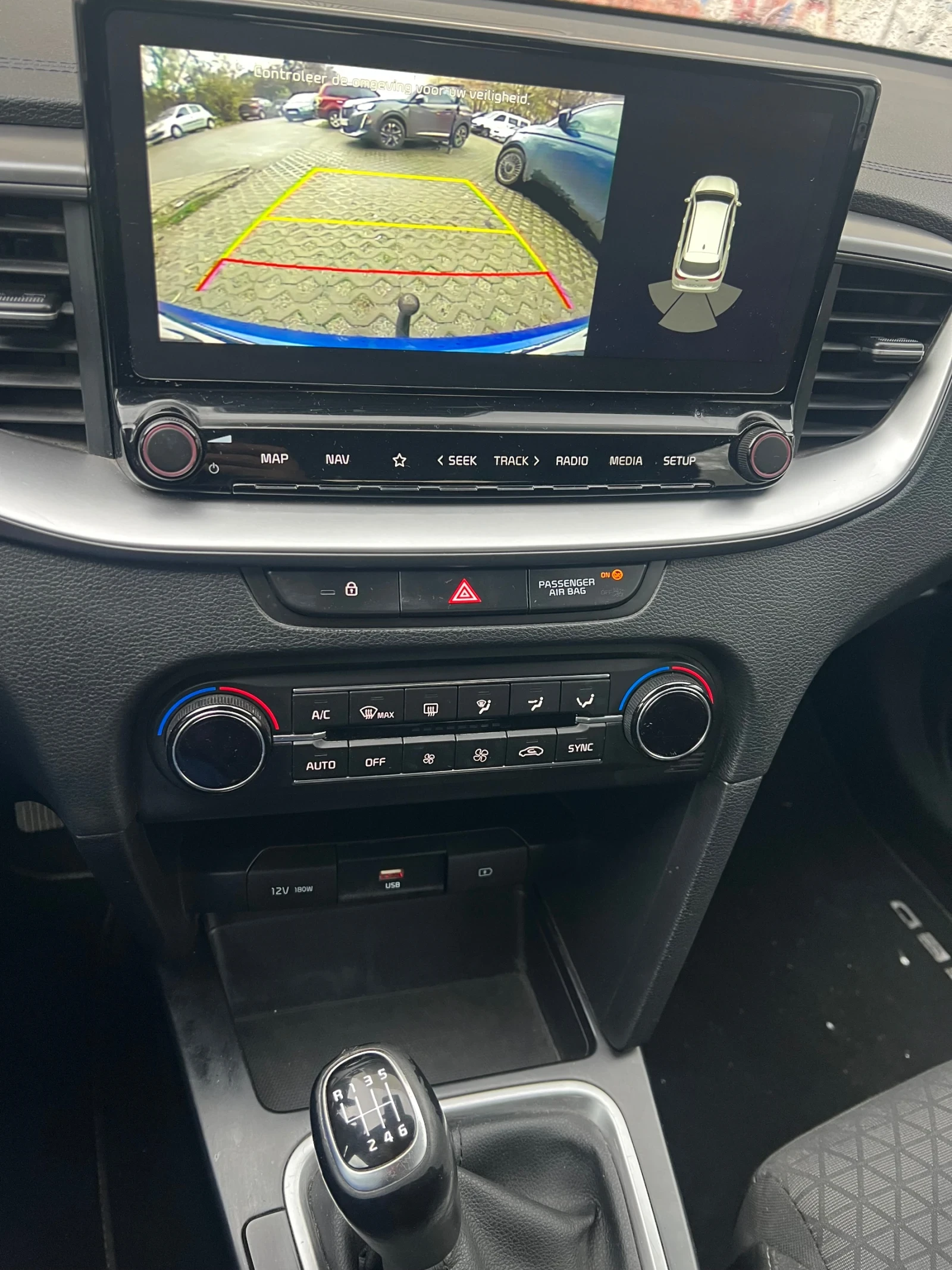 Kia Ceed 1.4, снимка 6 - Автомобили и джипове - 55884528