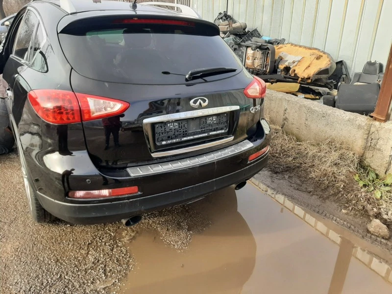 Infiniti QX50 3.0TDI, снимка 4 - Автомобили и джипове - 43476565