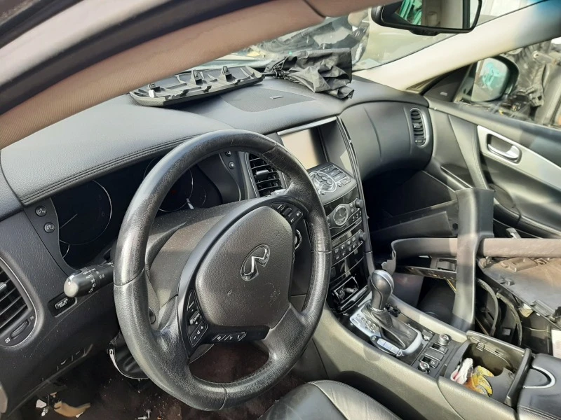 Infiniti QX50 3.0TDI, снимка 12 - Автомобили и джипове - 43476565