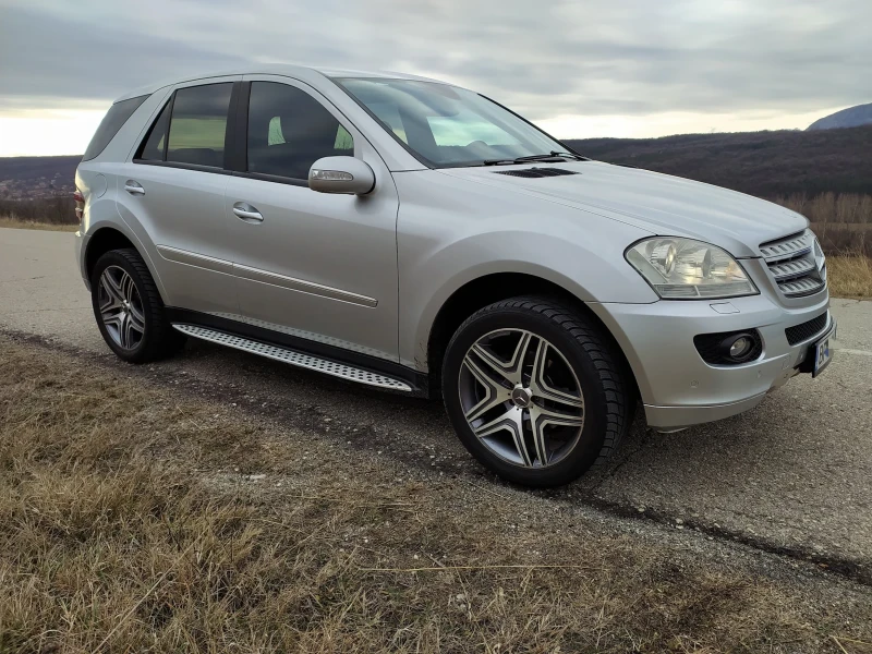 Mercedes-Benz ML 320, снимка 11 - Автомобили и джипове - 47936826