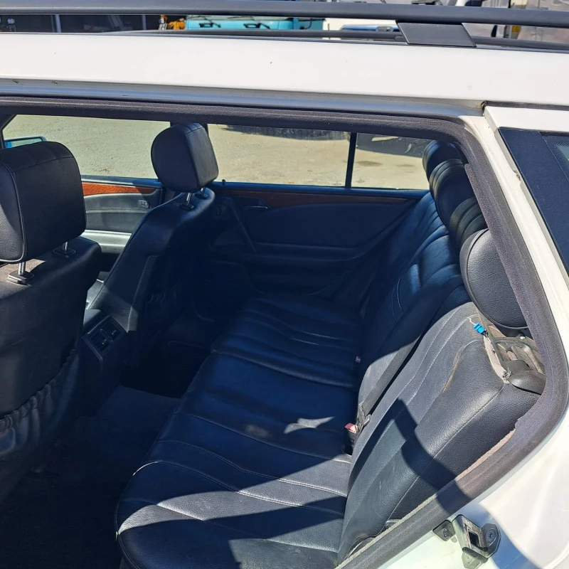 Mercedes-Benz 250, снимка 9 - Автомобили и джипове - 51735298