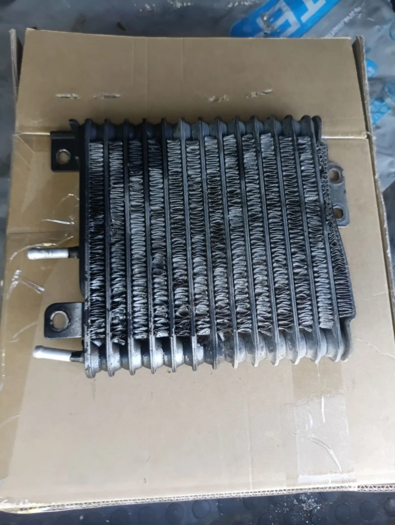 Mitsubishi Outlander, снимка 14 - Автомобили и джипове - 52762135