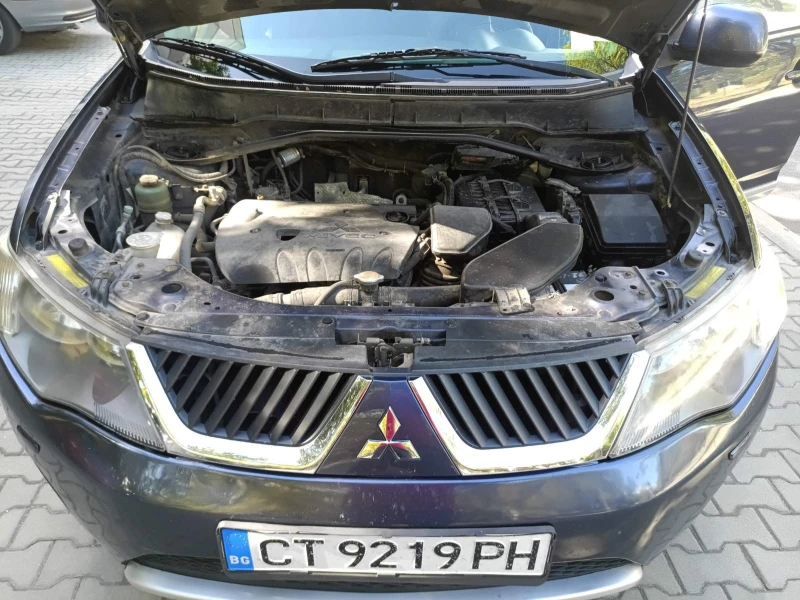 Mitsubishi Outlander, снимка 2 - Автомобили и джипове - 52762135