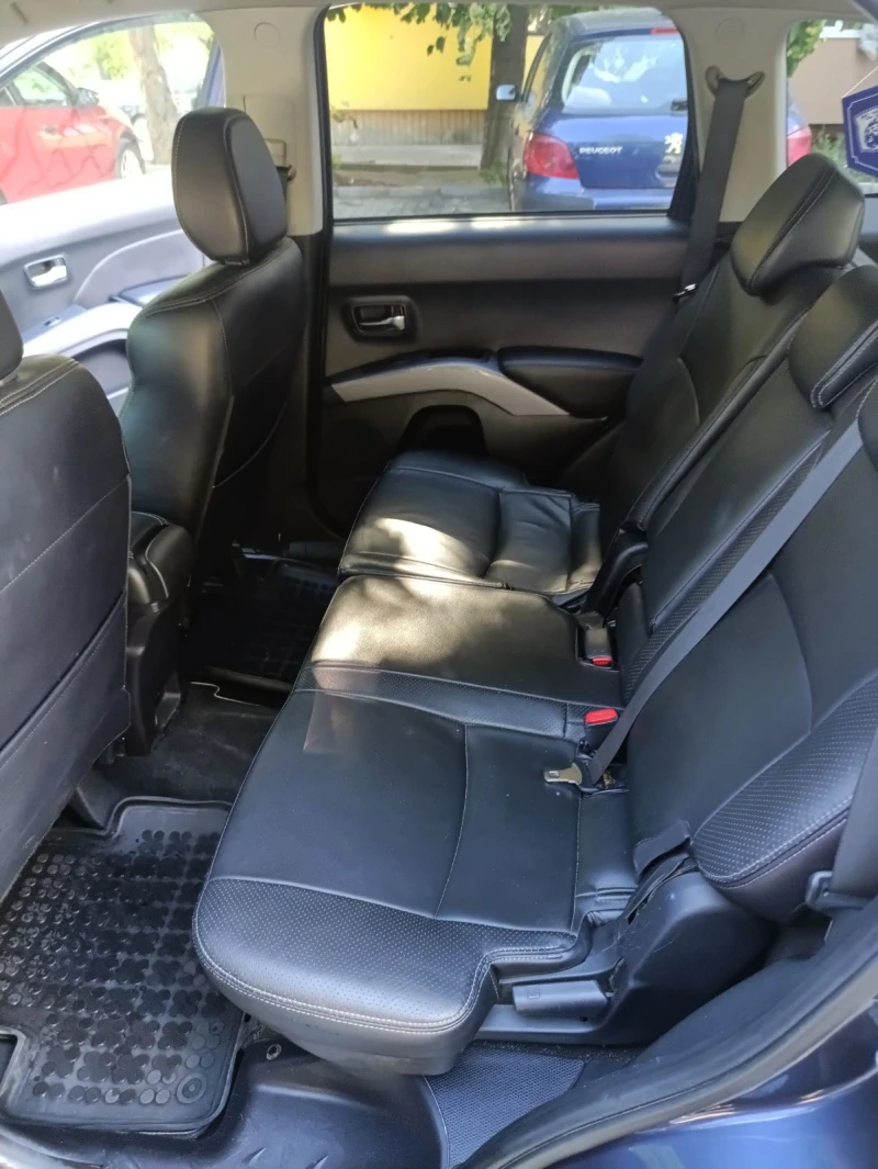 Mitsubishi Outlander, снимка 10 - Автомобили и джипове - 52762135