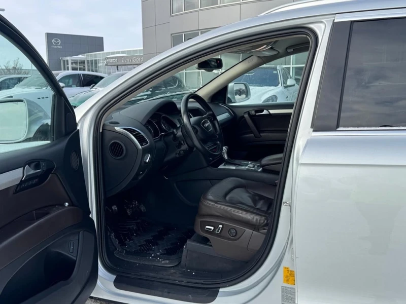 Audi Q7 3.0L QUATTRO * БЕЗ ПЪРВОНАЧАЛНА ВНОСКА, снимка 10 - Автомобили и джипове - 53031792