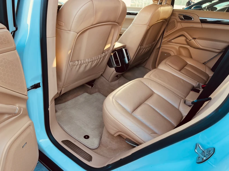 Porsche Cayenne 3.6 V6 , снимка 11 - Автомобили и джипове - 53178466