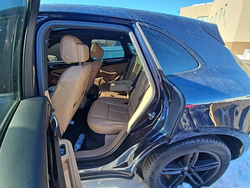 Porsche Macan, снимка 13 - Автомобили и джипове - 53353027