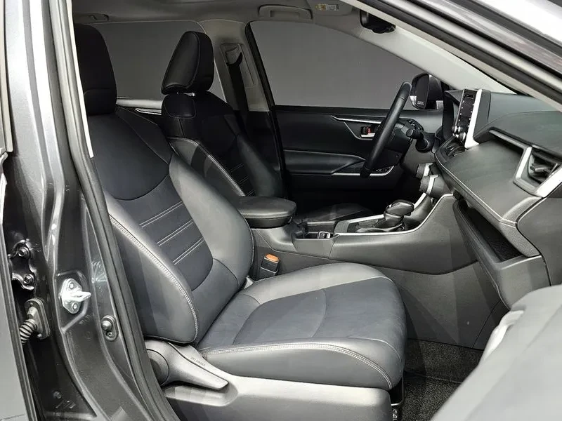 Toyota Rav4 2.5 2WD, снимка 11 - Автомобили и джипове - 55796870