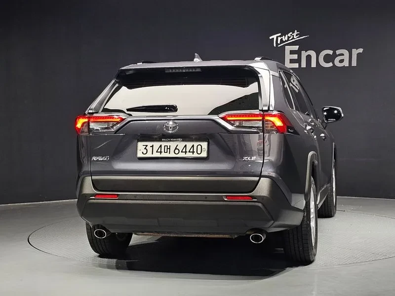 Toyota Rav4 2.5 2WD, снимка 4 - Автомобили и джипове - 55796870