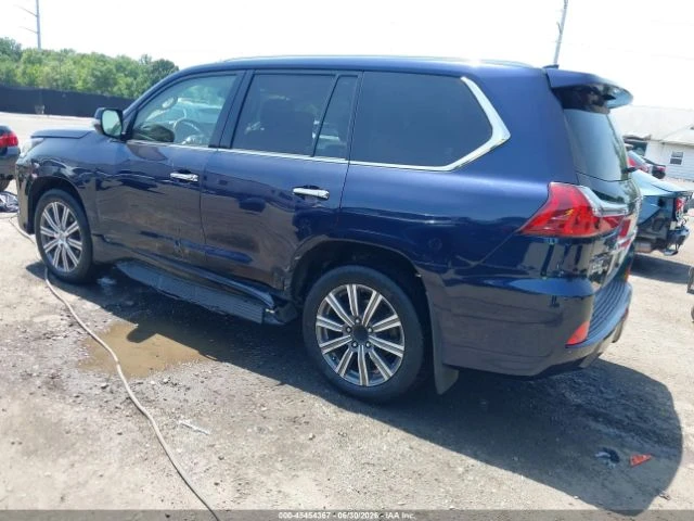 Lexus LX 570 КОЖА* ПОДГРЕВ* ОБДУХВАНЕ* ШИБИДАХ* TV* FULL* , снимка 3 - Автомобили и джипове - 55845439
