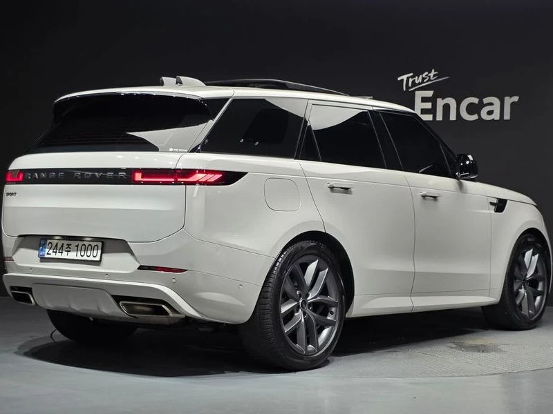Land Rover Range Rover Sport 3.0 Automatic, снимка 2 - Автомобили и джипове - 55847940