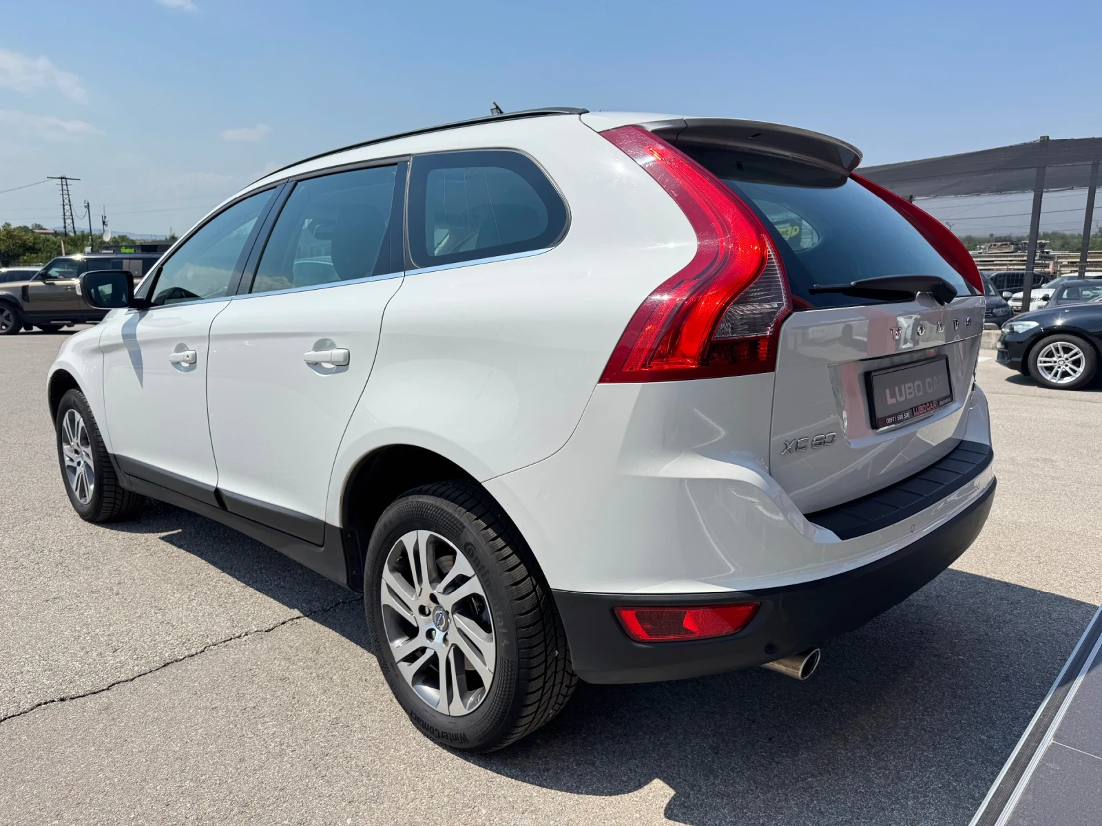Volvo XC60 2.4D-D5-AWD-205k.с.-АВТОМАТИК-КОЖА-ТОП - изображение 4