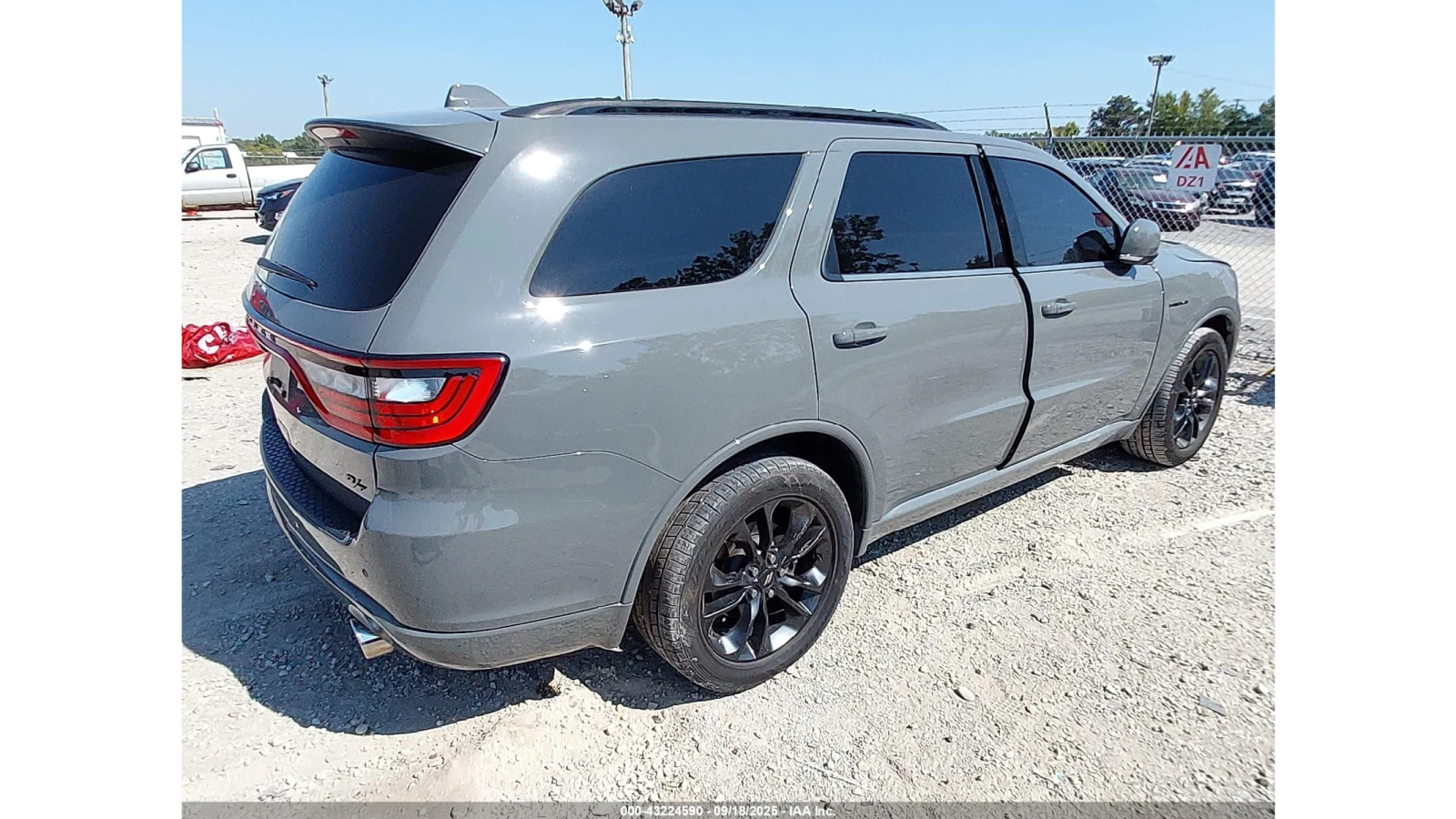 Dodge Durango R/T - изображение 7