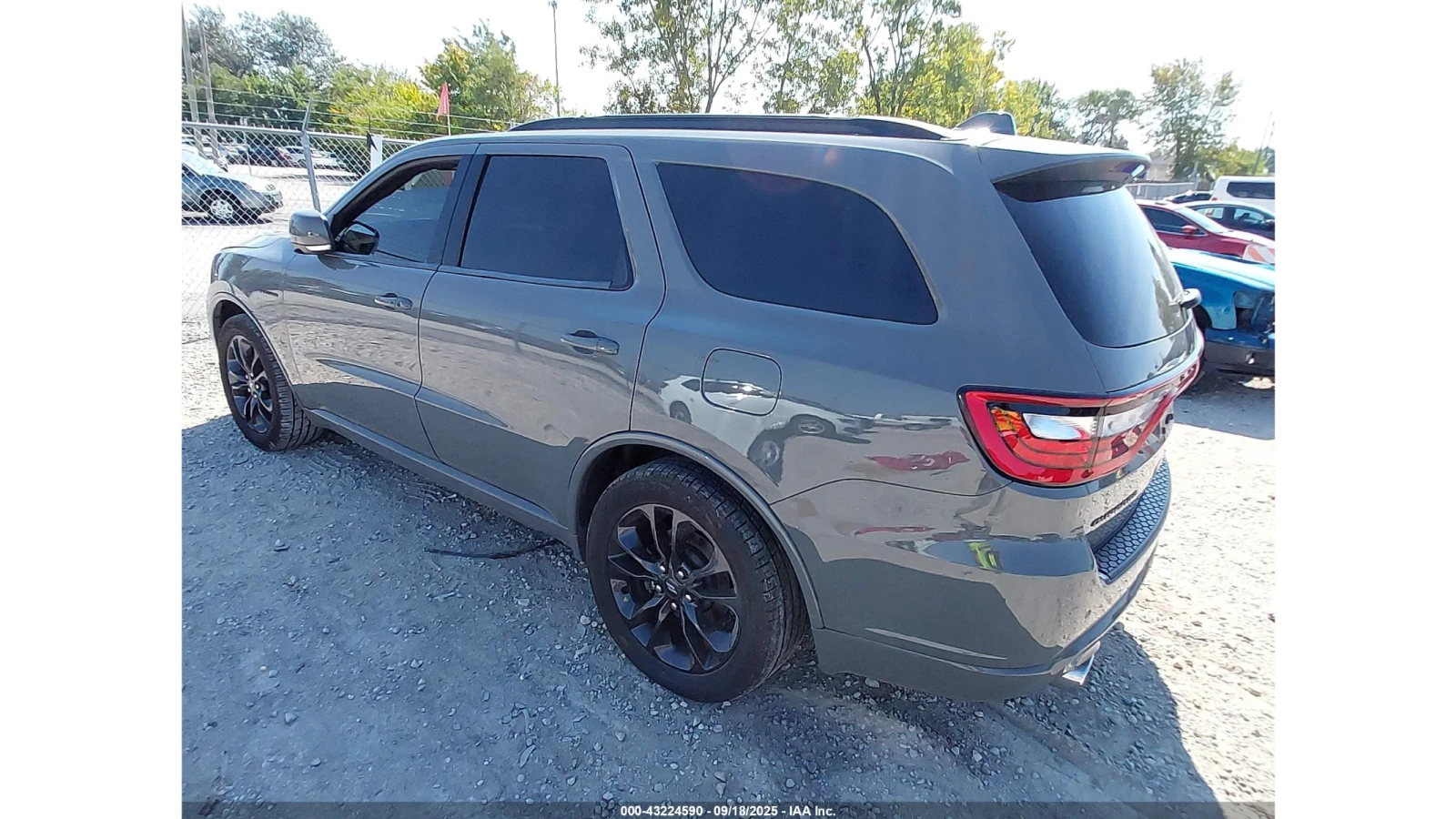 Dodge Durango R/T - изображение 8