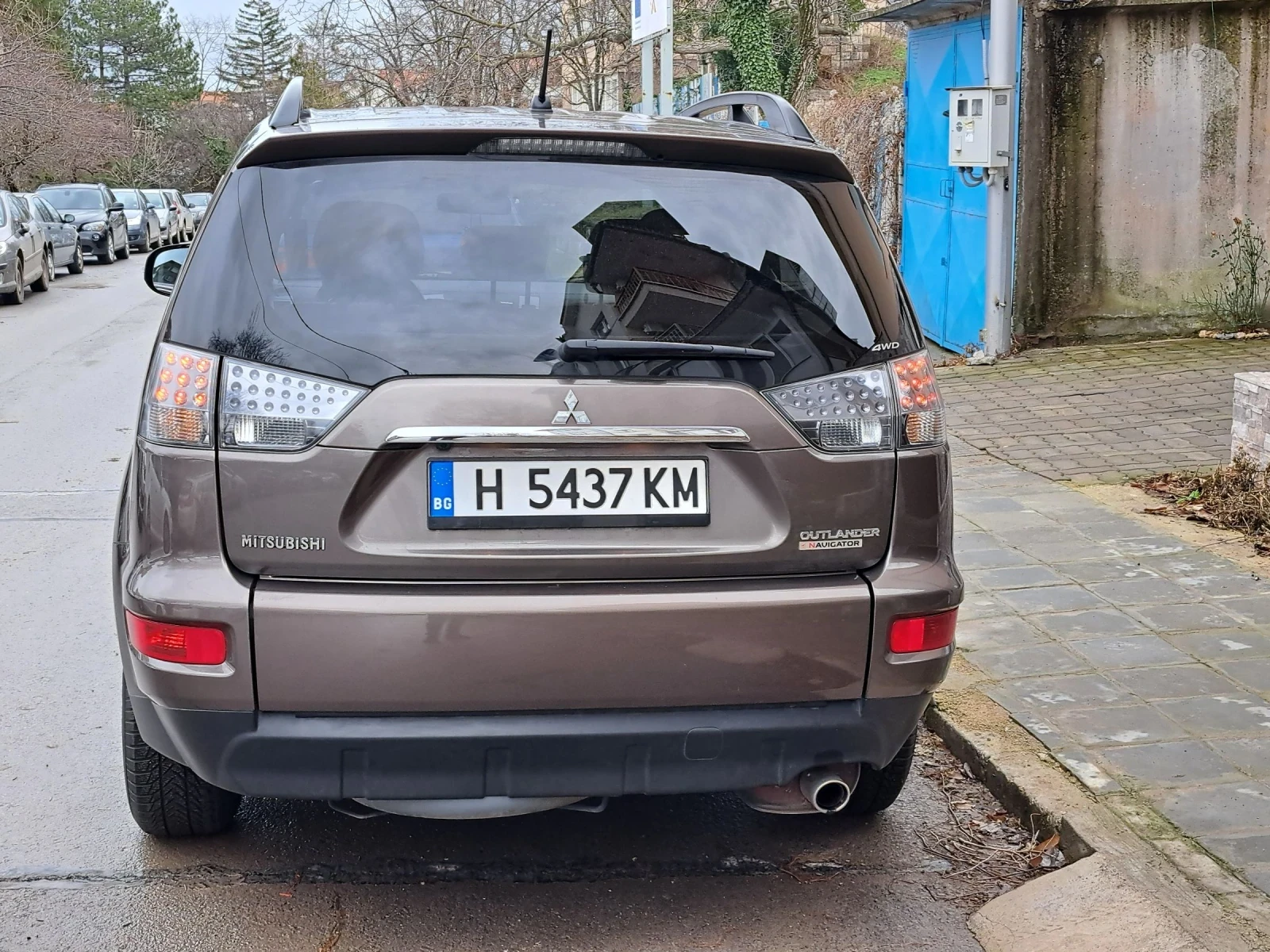 Mitsubishi Outlander Бензин-Газ 2.4 4х4 7 местен - изображение 3