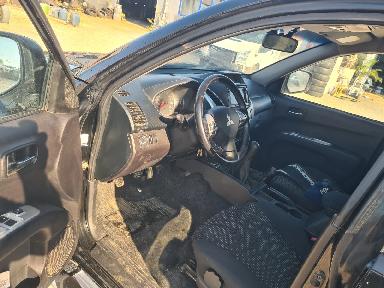 Mitsubishi L200  - изображение 10