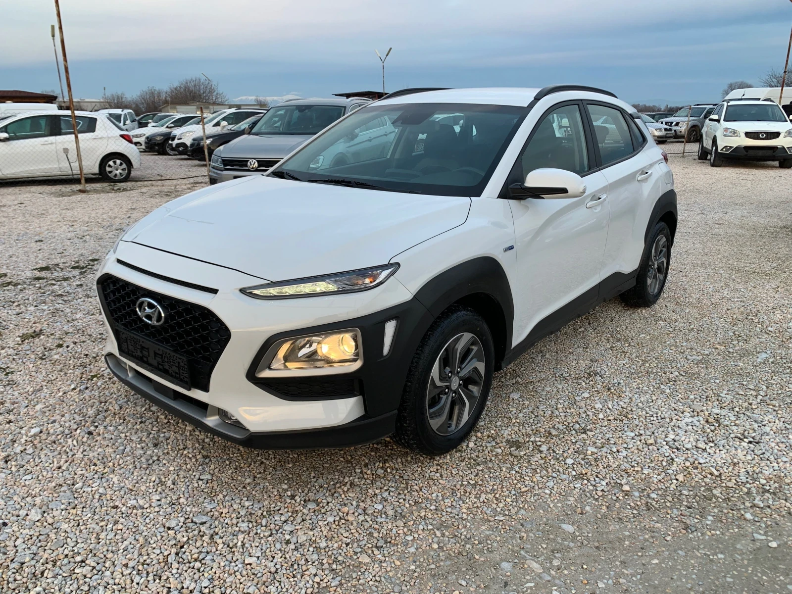 Hyundai Kona 1.6b/hibrid