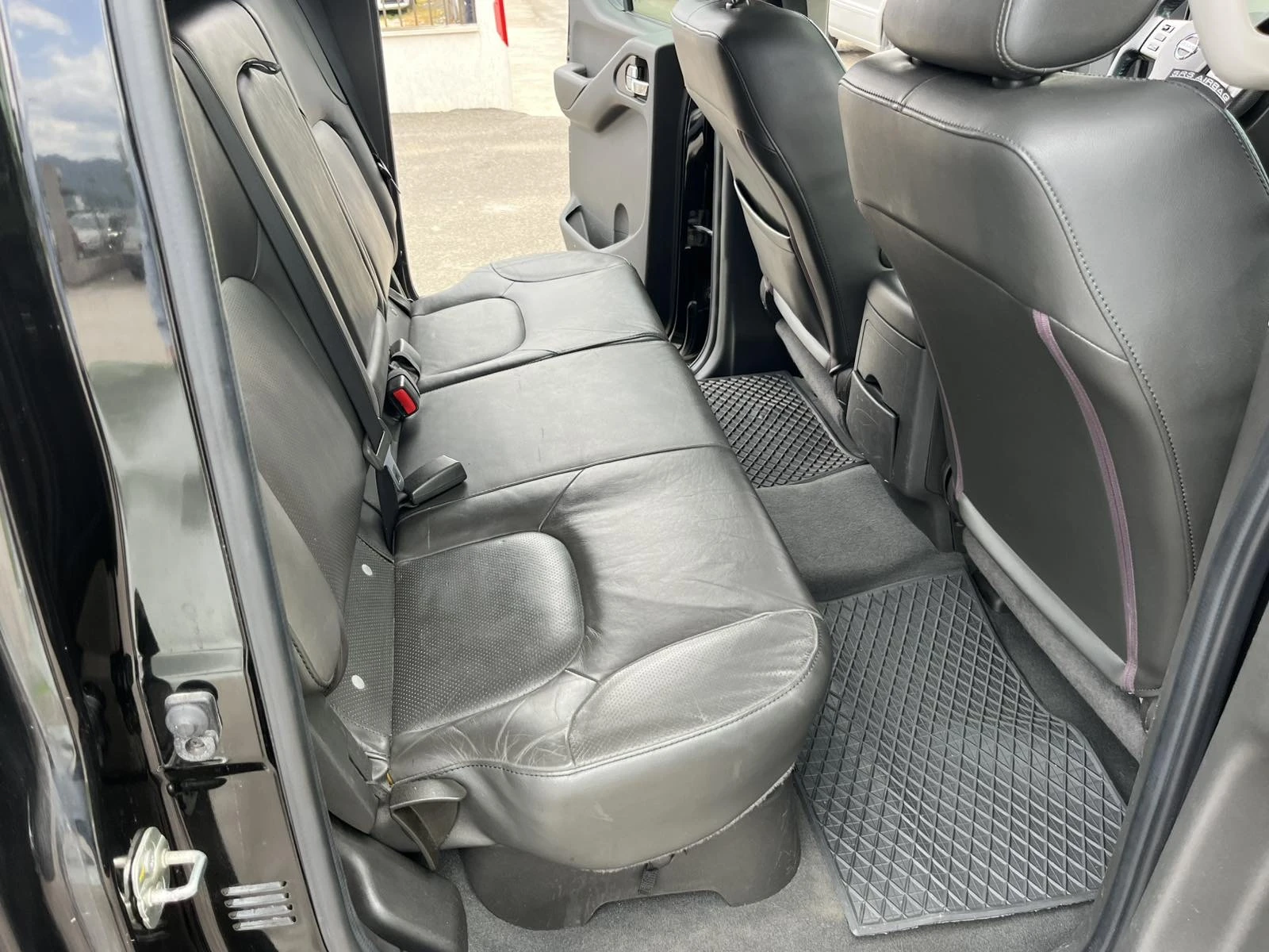 Nissan Navara 2.5DCI 171�� 4�4, ����� ����� ������� ����������� | Mobile.bg � ����������� 10