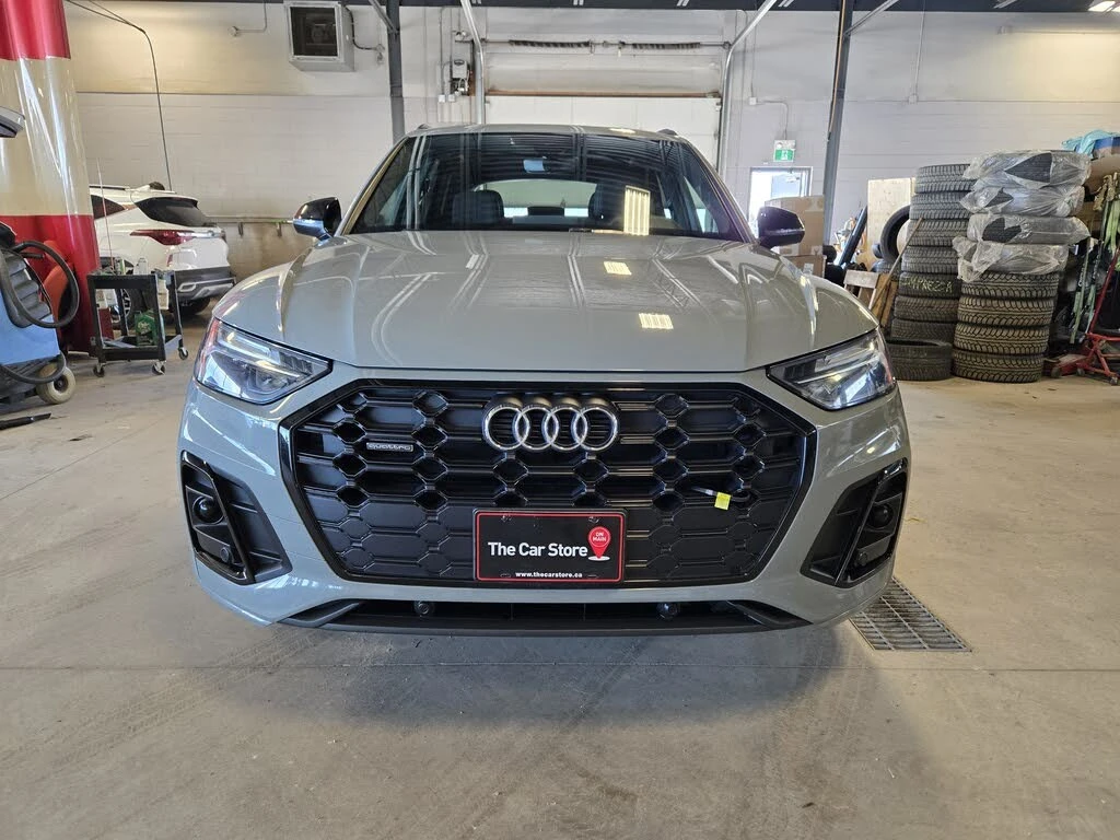 Audi Q5 * PREMIUM PLUS* * HeadUp* AвтоКредит* (ЦЕНА ДО БГ), снимка 2 - Автомобили и джипове - 54479656
