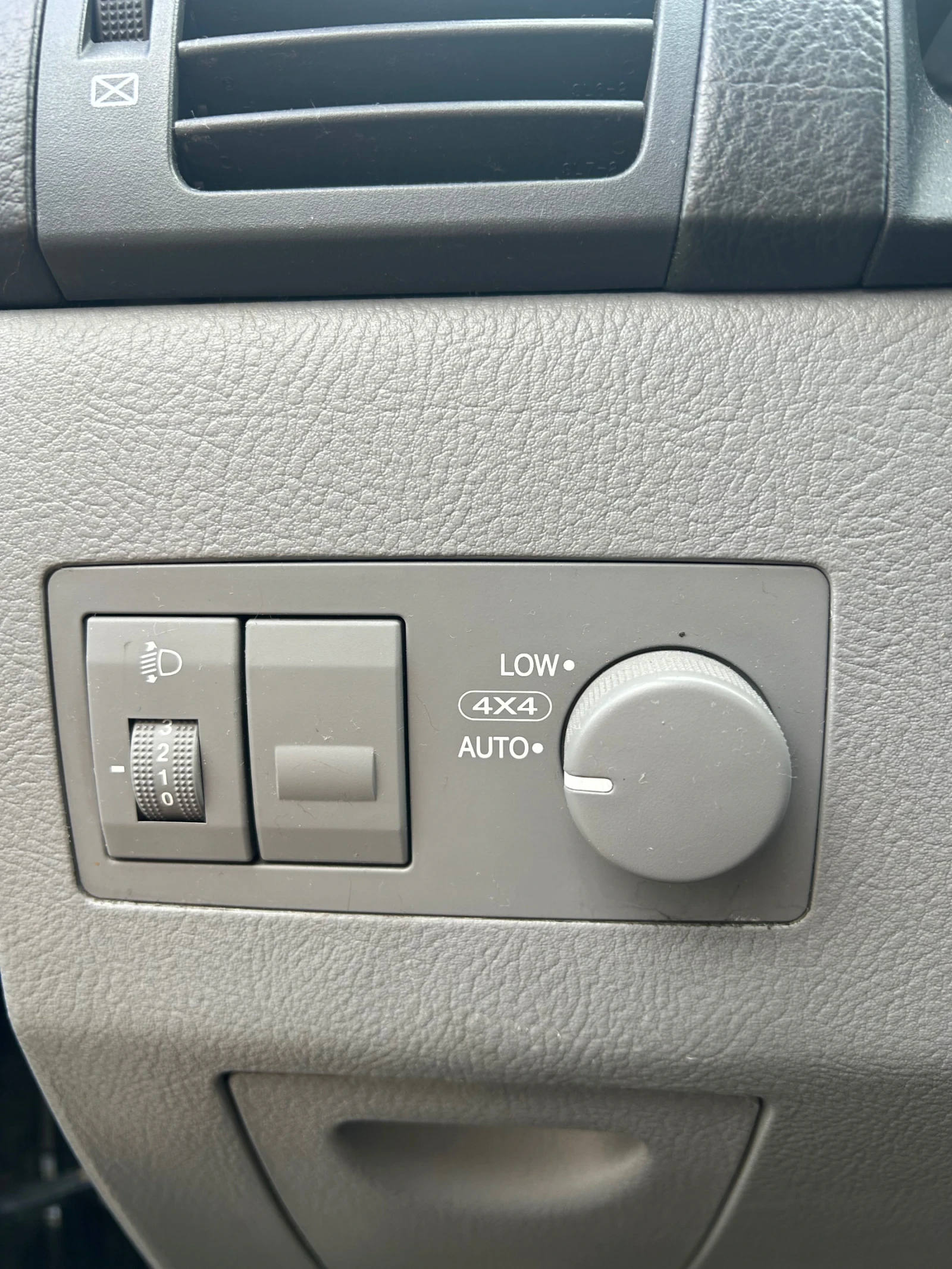 Kia Sorento, снимка 10 - Автомобили и джипове - 54655139