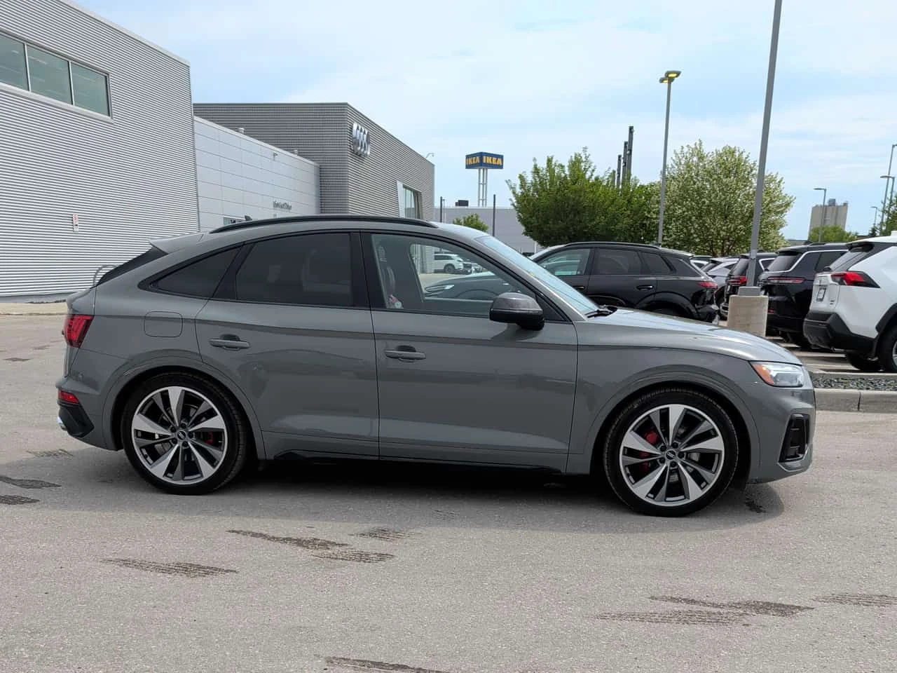 Audi SQ5 * Technik * CARFAX * БЕЗ ПЪРВОНАЧАЛНА ВНОСКА, снимка 3 - Автомобили и джипове - 54726523