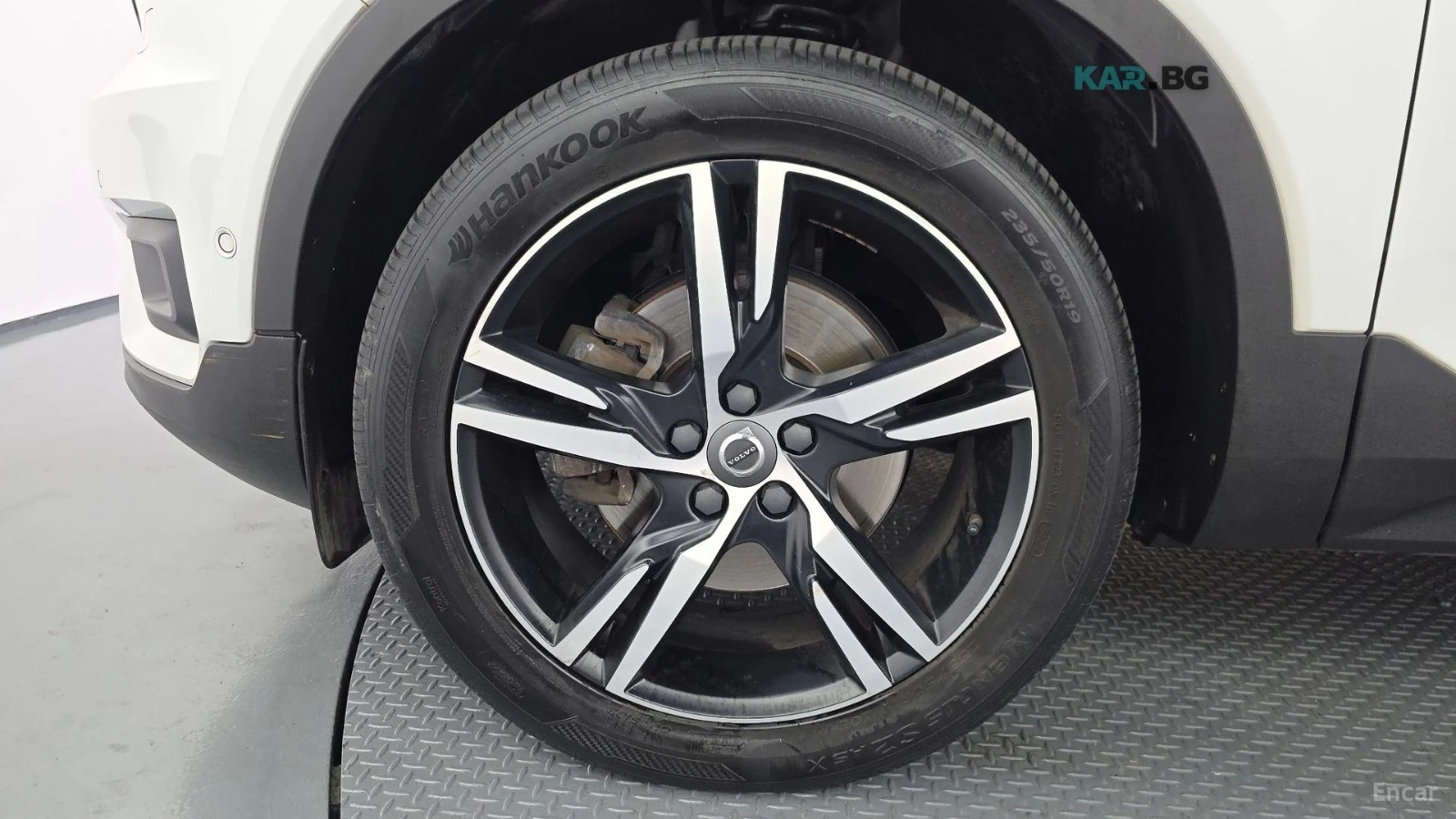 Volvo XC40 * T4* КОЖА* ПОДГРЕВ* ПАНОРАМА* , снимка 5 - Автомобили и джипове - 54767988