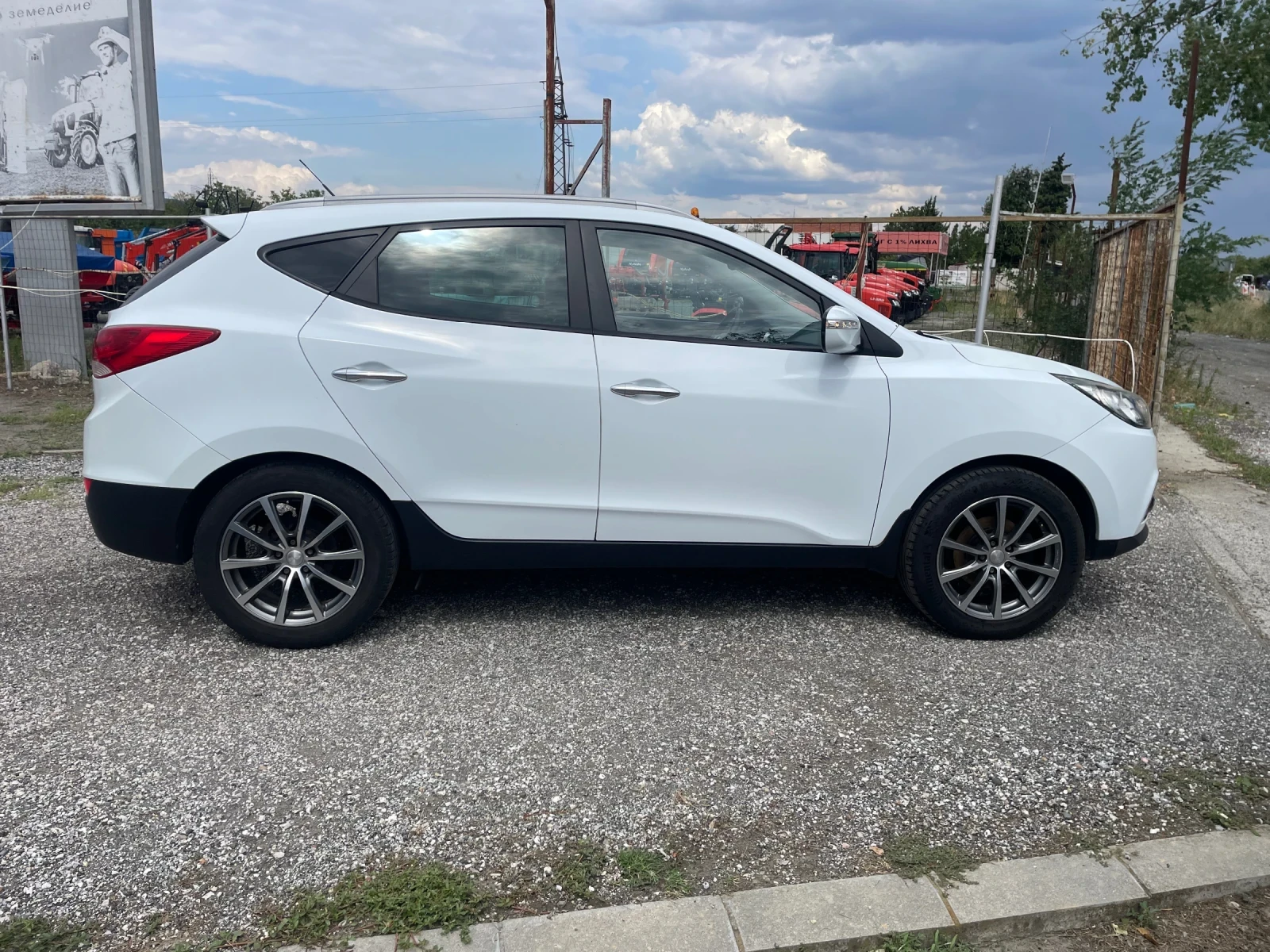Hyundai IX35 2.0 CRDI 136кс, снимка 8 - Автомобили и джипове - 55415748