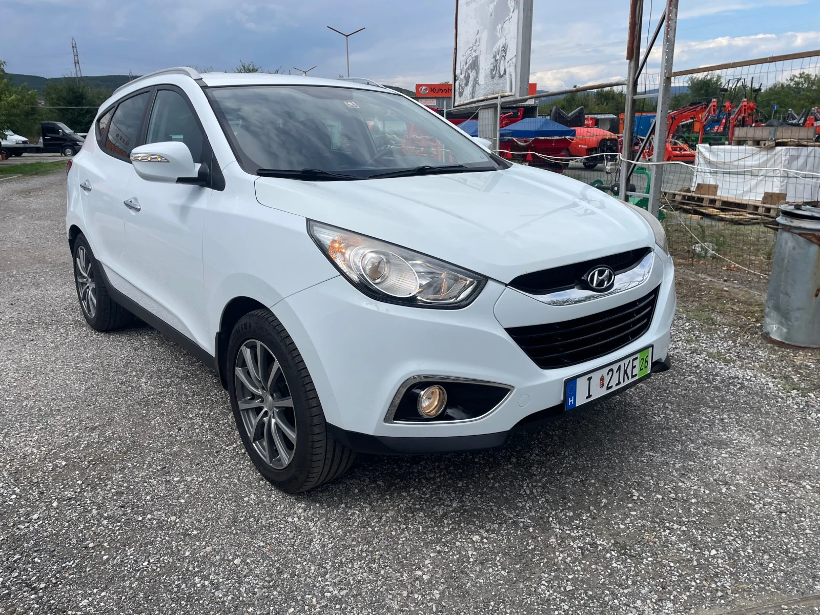 Hyundai IX35 2.0 CRDI 136кс, снимка 3 - Автомобили и джипове - 55415748