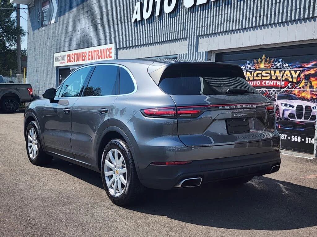 Porsche Cayenne 3.0T* CHRONO* ХЕДЪП* ПАНО* 360* ОБДУХ* КРАЙНА ЦЕНА, снимка 3 - Автомобили и джипове - 55626965